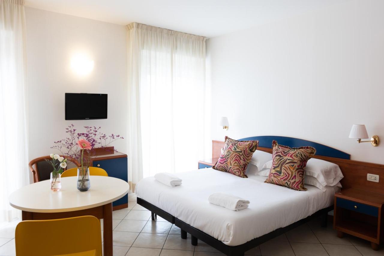 Residence Mimosa Rimini Exterior photo