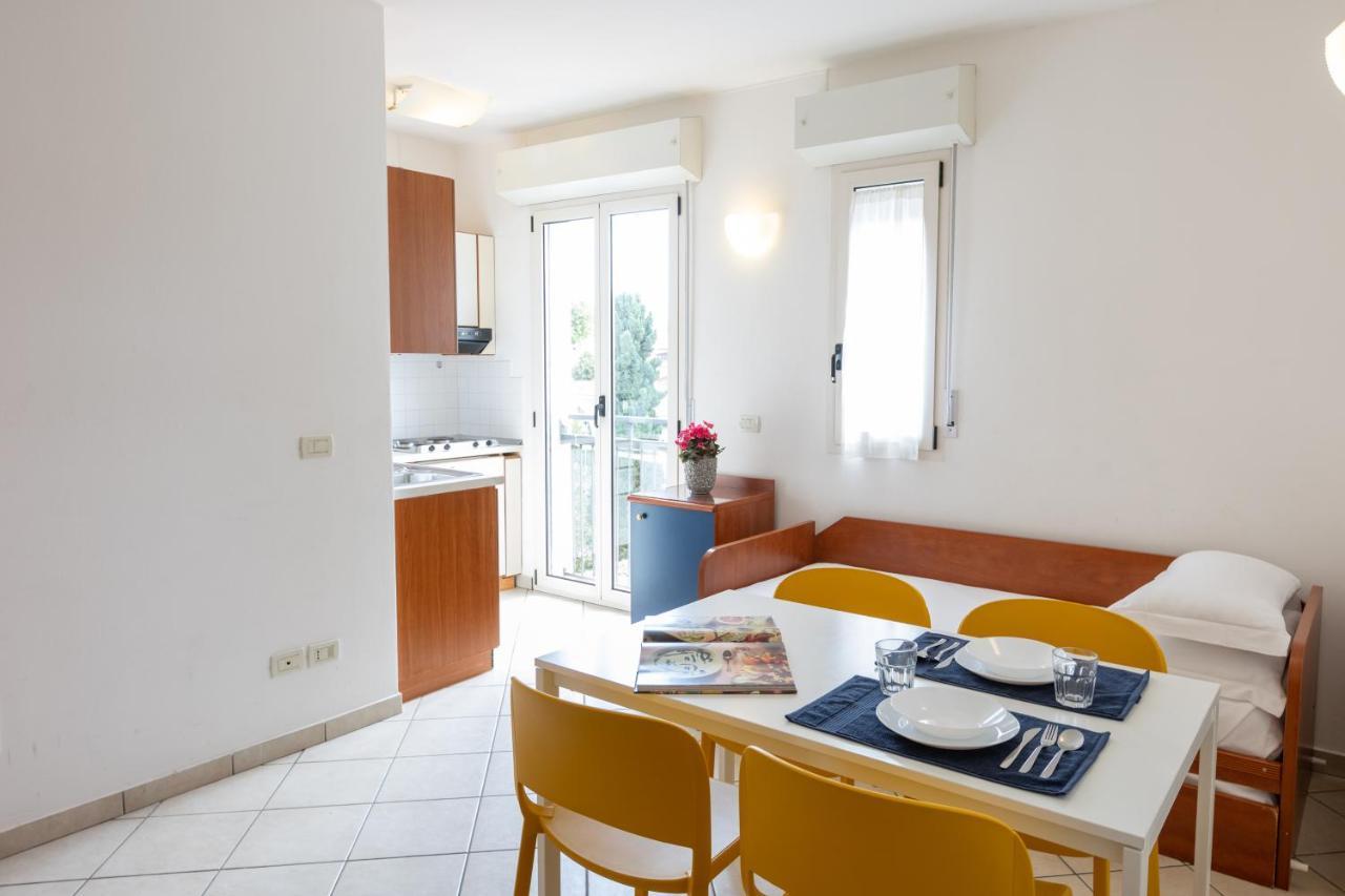 Residence Mimosa Rimini Exterior photo